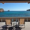 Waterfront Homes and Condos for Rent